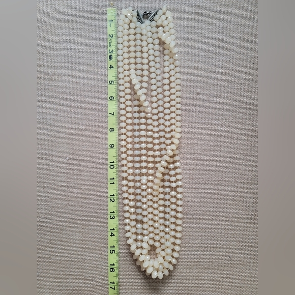 Statement beaded necklace - Picture 2 of 5